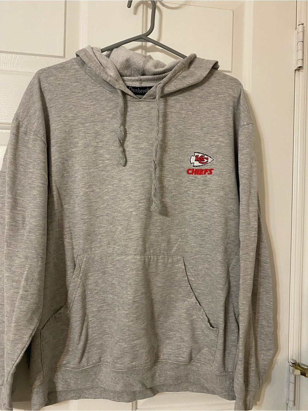 Dunbrooke Men's Gray Kansas City Chiefs Pullover Hoodie